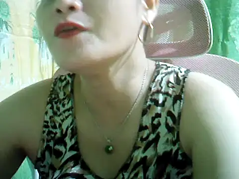 ashlylove25 online show from 02/12/26, 04:02