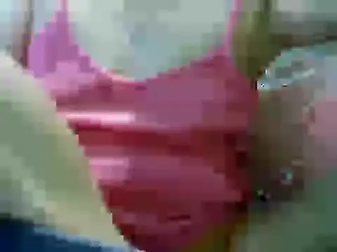 Snapshot of ashlylove25 chatting on 06/11/26, 02:33 ashlylove25 online show from 06/11/26, 02:33