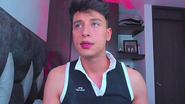 Snapshot of I_Gabriel chatting on 01/24/25, 08:00 I Gabriel online show from 01/24/25, 08:00