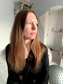 ConnieDaw online show from 12/18/25, 05:02