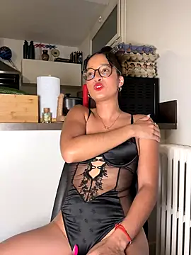 Lauyako online show from 09/14/25, 07:46