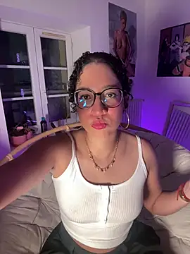 Lauyako online show from 06/14/26, 07:38