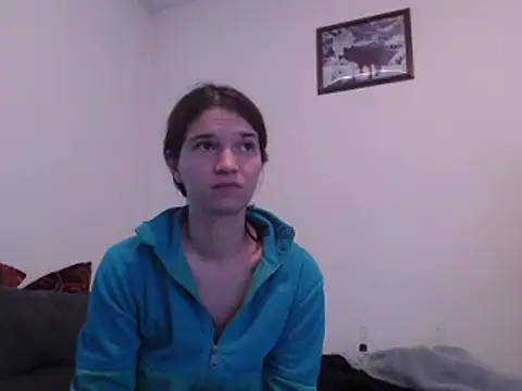 Snapshot of Geile-Luna chatting on 12/27/24, 11:42 Geile-Luna online show from 12/27/24, 11:42