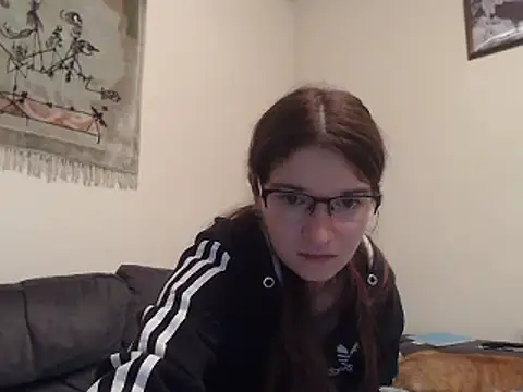 Snapshot of Geile-Luna chatting on 01/21/25, 08:32 Geile-Luna online show from 01/21/25, 08:32