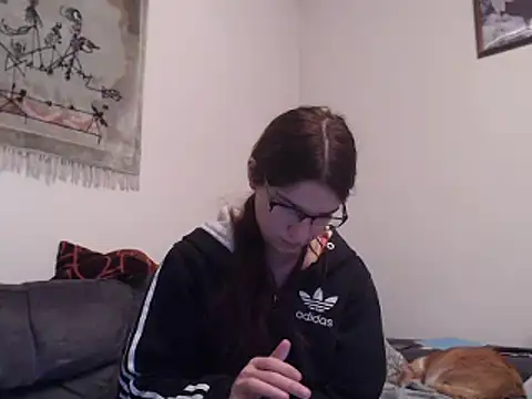 Snapshot of Geile-Luna chatting on 01/25/25, 06:24 Geile-Luna online show from 01/25/25, 06:24