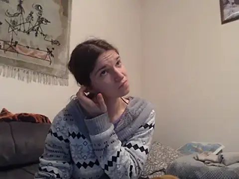 Snapshot of Geile-Luna chatting on 02/12/25, 06:09 Geile-Luna online show from 02/12/25, 06:09