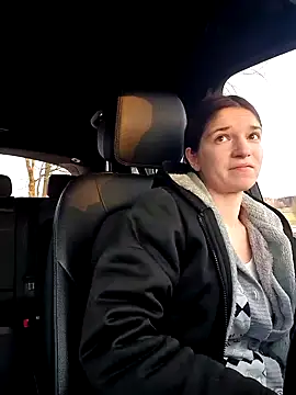 Snapshot of Geile-Luna chatting on 03/01/25, 04:33 Geile-Luna online show from 03/01/25, 04:33