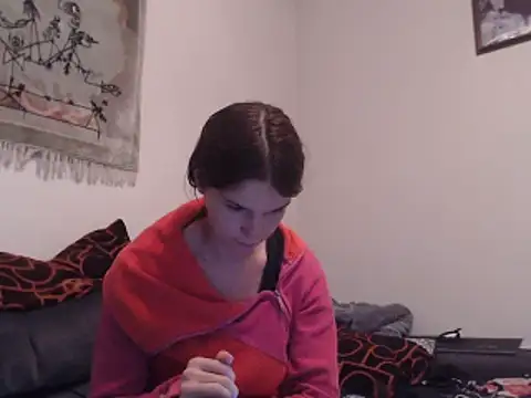 Snapshot of Geile-Luna chatting on 09/17/25, 07:15 Geile-Luna online show from 09/17/25, 07:15