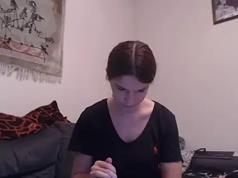 Snapshot of Geile-Luna chatting on 09/18/25, 06:21 Geile-Luna online show from 09/18/25, 06:21