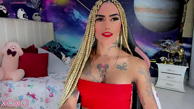 Snapshot of Nella_Dolls chatting on 07/25/26, 10:02 Nella Dolls online show from 07/25/26, 10:02
