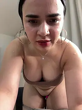 Snapshot of GeorginaJones chatting on 01/26/25, 05:56 GeorginaJones online show from 01/26/25, 05:56