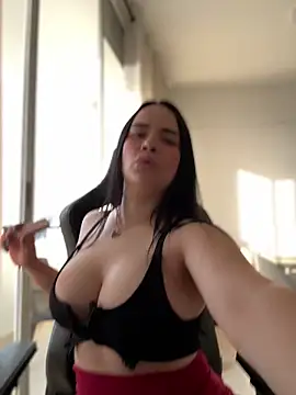 Snapshot of GeorginaJones chatting on 02/20/25, 10:15 GeorginaJones online show from 02/20/25, 10:15