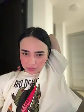 Snapshot of GeorginaJones chatting on 10/18/25, 04:48 GeorginaJones online show from 10/18/25, 04:48