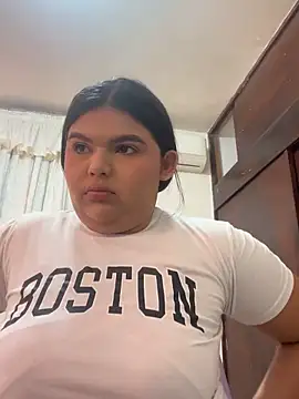 Lia sexx online show from 02/12/26, 12:00