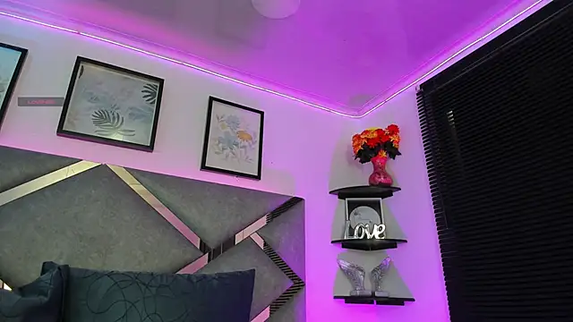 Keidy rose online show from 11/03/25, 07:04