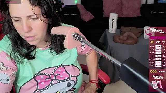 valery adams1 online show from 12/17/25, 06:19