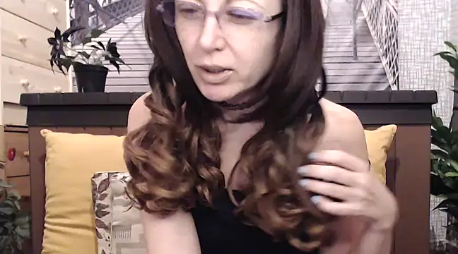 Snapshot of lilianleight chatting on 01/12/25, 07:31 lilianleight online show from 01/12/25, 07:31