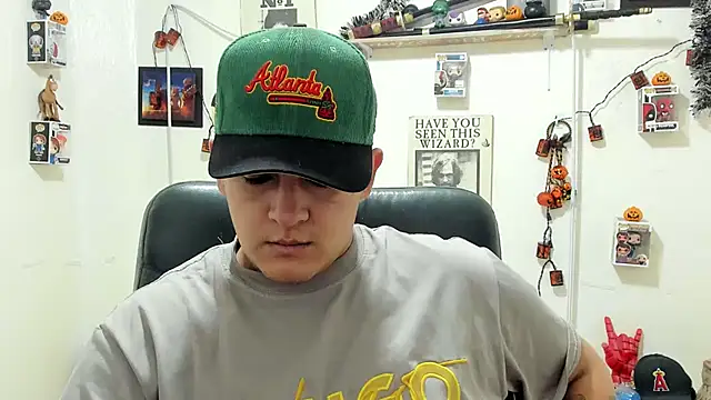 ney 22 online show from 10/19/25, 02:40