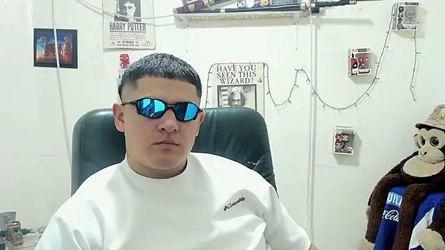 ney 22 online show from 11/24/25, 09:42