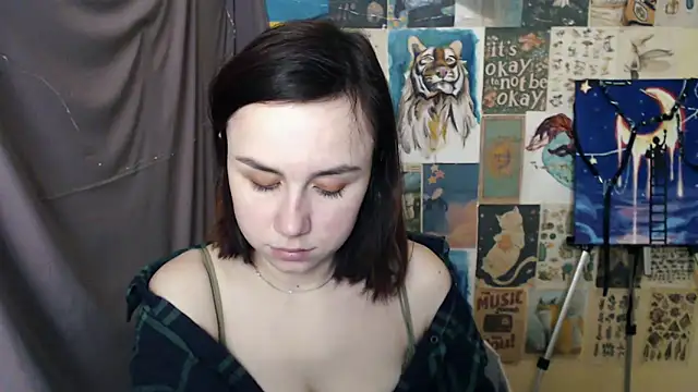 VeryVeryVeryShy  online show from 02/19/25, 09:50