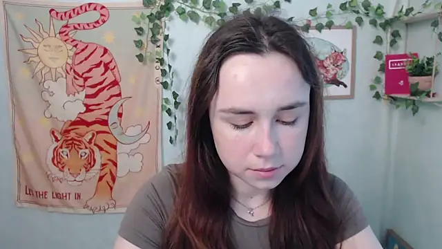 VeryVeryVeryShy  online show from 06/13/26, 05:38