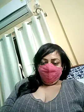 Snapshot of love_suman chatting on 01/06/26, 01:15 love suman online show from 01/06/26, 01:15