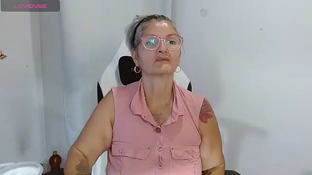 bety-cum2 online show from 04/29/26, 10:08