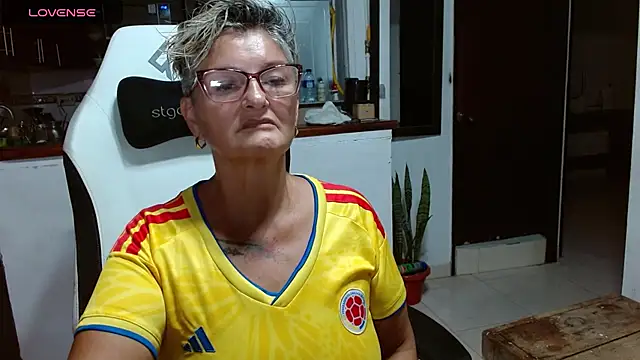 bety-cum2 online show from 06/24/26, 01:37