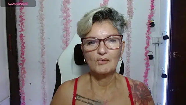 bety-cum2 online show from 07/01/26, 10:50