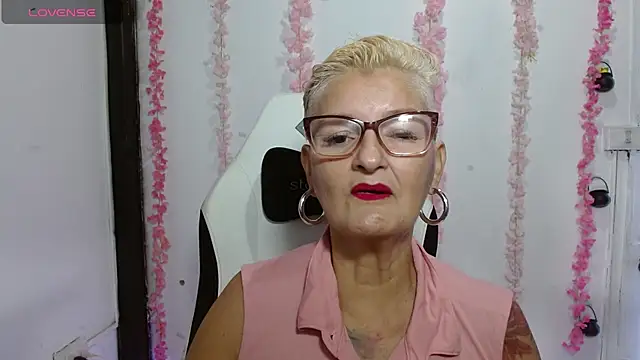bety-cum2 online show from 07/03/26, 12:44