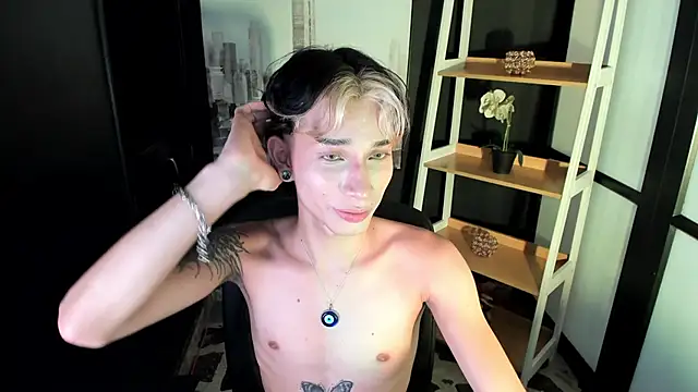 AndyWiilliams online show from 12/05/24, 01:36