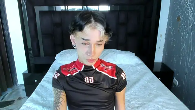 AndyWiilliams online show from 12/05/24, 09:17