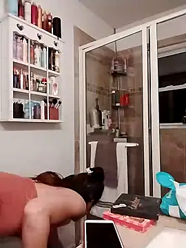 Snapshot of goddessnathalie1 chatting on 01/04/25, 05:37 goddessnathalie1 online show from 01/04/25, 05:37