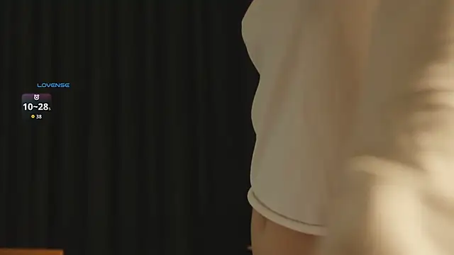 Snapshot of hee_jeen chatting on 02/23/26, 02:47 hee jeen online show from 02/23/26, 02:47