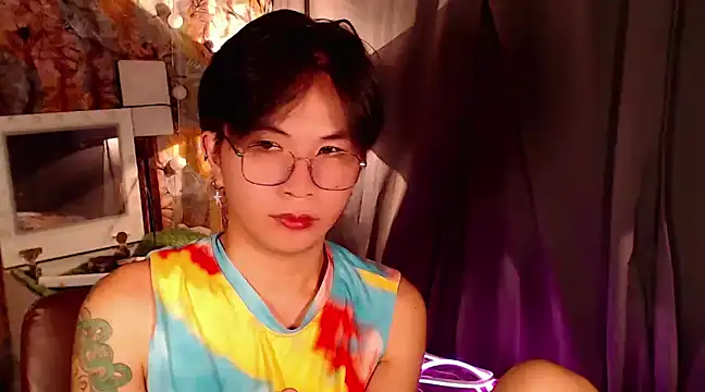 Snapshot of Sexy_Handsome_Drex chatting on 12/28/24, 11:19 Sexy Handsome Drex online show from 12/28/24, 11:19