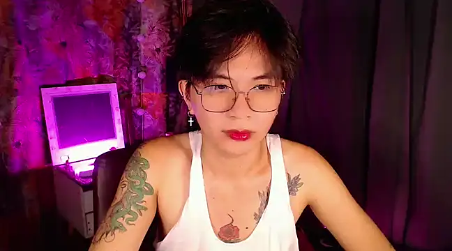 Snapshot of Sexy_Handsome_Drex chatting on 12/29/24, 07:28 Sexy Handsome Drex online show from 12/29/24, 07:28