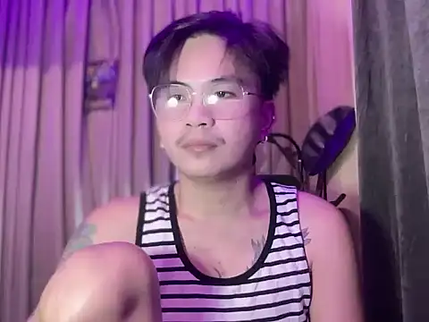 Snapshot of Sexy_Handsome_Drex chatting on 03/07/26, 08:33 Sexy Handsome Drex online show from 03/07/26, 08:33