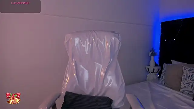 lauren fit online show from 02/15/25, 02:33