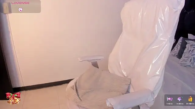 lauren fit online show from 02/24/25, 05:53