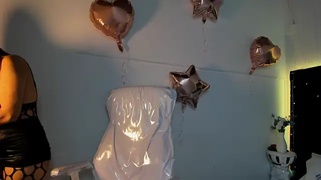 lauren fit online show from 11/20/25, 04:40