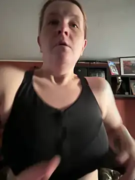 wetgerman 2 online show from 03/17/25, 09:55