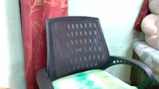 Snapshot of sweet-alia chatting on 04/15/26, 11:39 sweet-alia online show from 04/15/26, 11:39