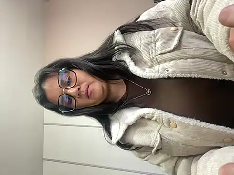 Snapshot of SWEETLILY18 chatting on 01/30/25, 02:25 SWEETLILY18 online show from 01/30/25, 02:25