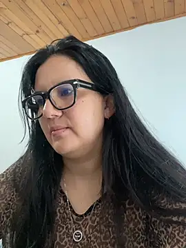 SWEETLILY18 online show from 04/09/26, 12:54