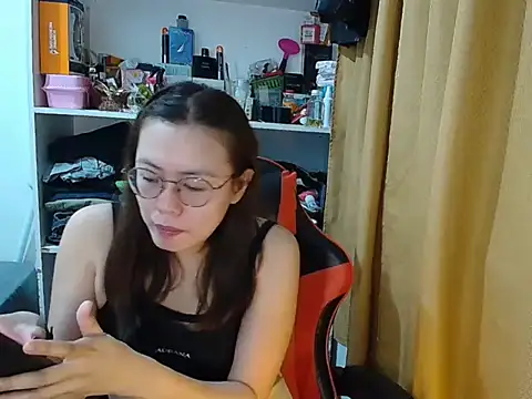 crizzybel online show from 12/19/25, 06:53