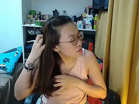 Snapshot of crizzybel chatting on 02/20/26, 05:13 crizzybel online show from 02/20/26, 05:13