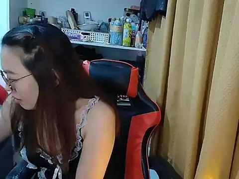 Snapshot of crizzybel chatting on 03/02/26, 07:21 crizzybel online show from 03/02/26, 07:21