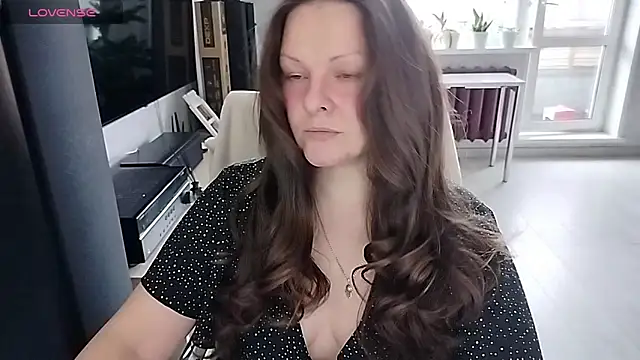 Snapshot of Marla_Singerrr chatting on 05/17/26, 05:38 Marla Singerrr online show from 05/17/26, 05:38