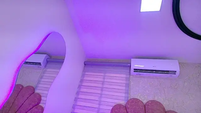 leon gaby online show from 11/22/25, 07:24