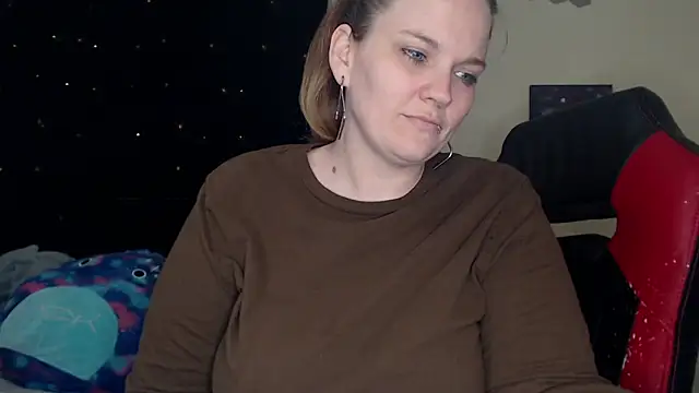 ToxicLilly online show from 02/09/25, 08:22